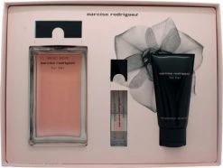 Narciso Rodriguez Musc Noir For Her Gift Set 100ml EDP Spray + 50ml Body Lotion + 10ml EDP Purse Spray